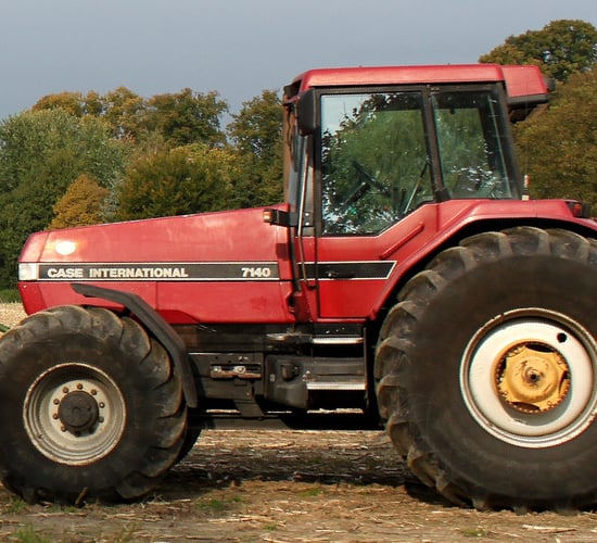 Crop Cruisers take time out for 'beach bash' charity tractor run