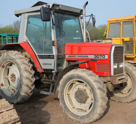 Auction report: Clatter of classic MFs pulls the punters