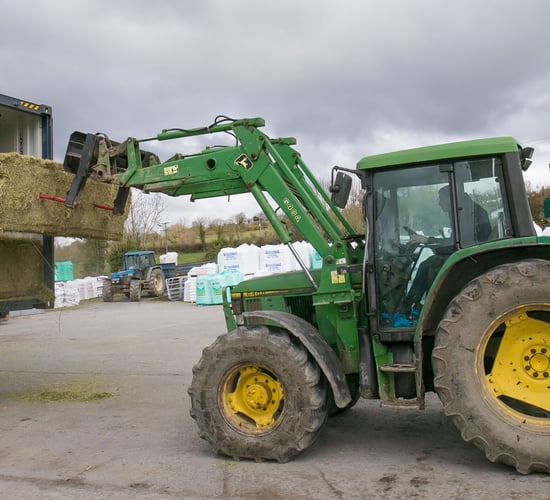 Video: First loads of 'high-quality' alfalfa imported by Glanbia