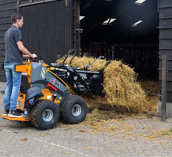 Miniature loader gets 'beefed up'; bigger pump lurks within