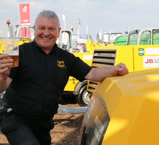 Check out this cool compressor set up to pull pints