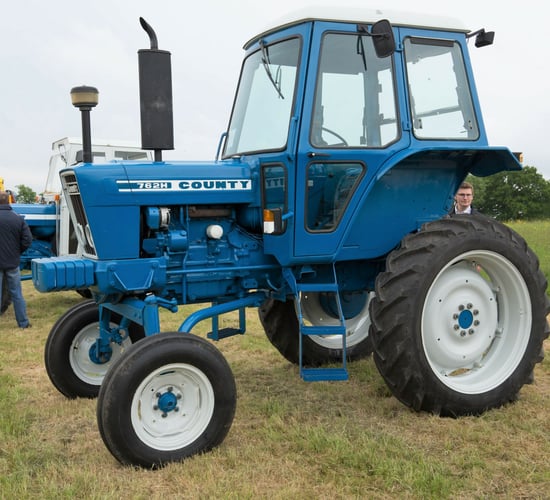 Auction report: Wrapping up a 'blue' treasure trove on a 'high'