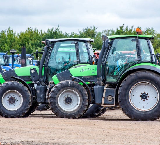 Auctioneer at massive monthly machinery sale 'moves up'