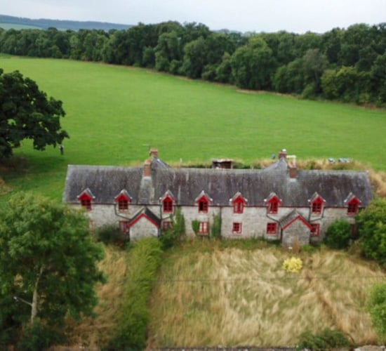 180ac and 4 cottages on the market in Durrow