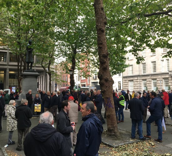 Pics: Approximately 300 farmers protesting outside Beef Forum