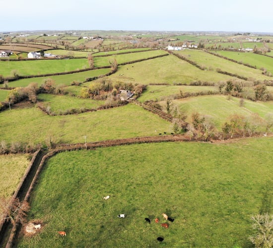 44ac of agricultural land for sale enjoys substantial road frontage