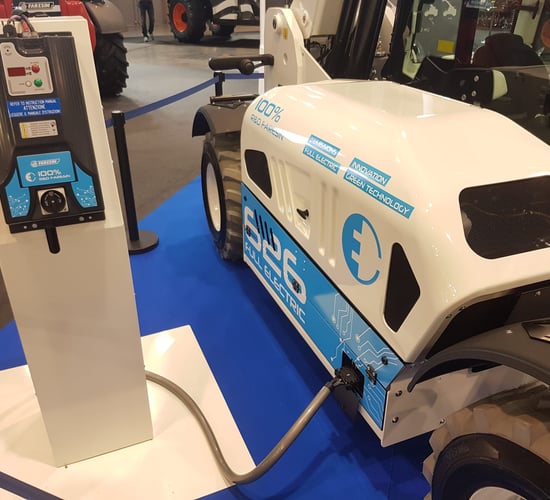 'Shock' news: Faresin shows off its electric telehandler