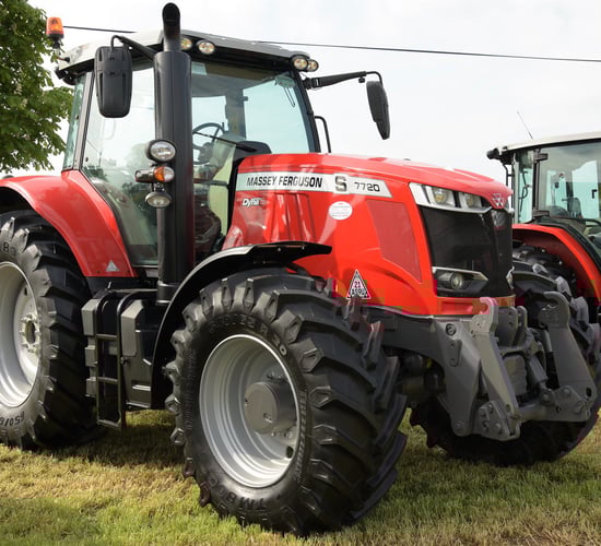 'Dealer stocks at high levels across machinery markets'
