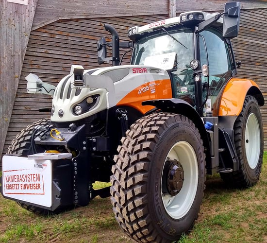 Can this tractor camera make road junctions safer?