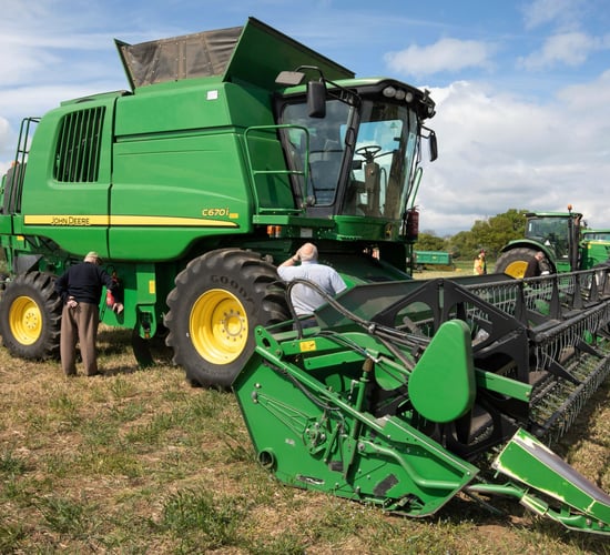 Auction report: Brisk bids for 'tidy' tillage tackle
