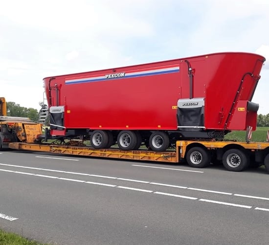 'World's biggest tub feeder' on its way from Europe to the US