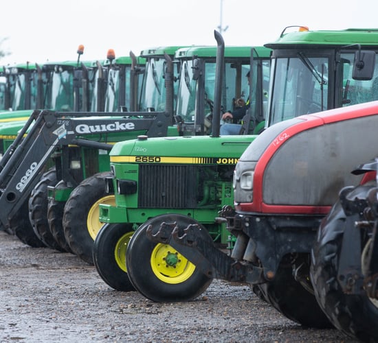 Auction report: Some 'oddities' among John Deere lots at big June sale