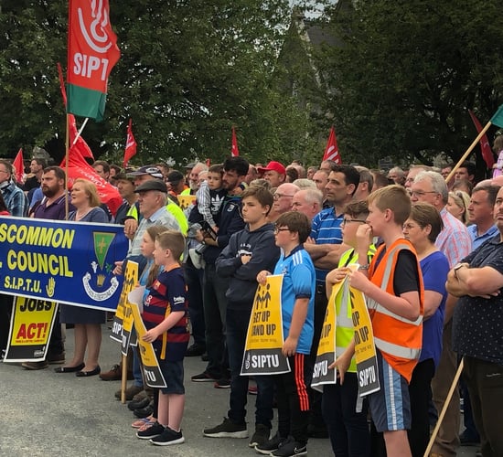 Hundreds march in opposition to Bord na Móna job losses