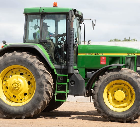 Auction report: A 7010 Series John Deere for £10,900; what's the catch?