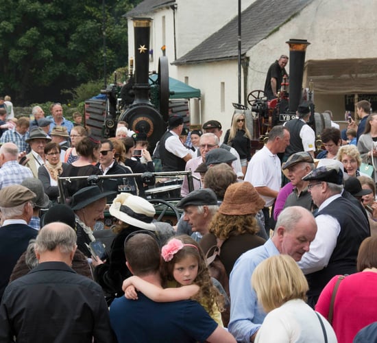 Hollywood Fair stars with pre-1950s rural heritage theme