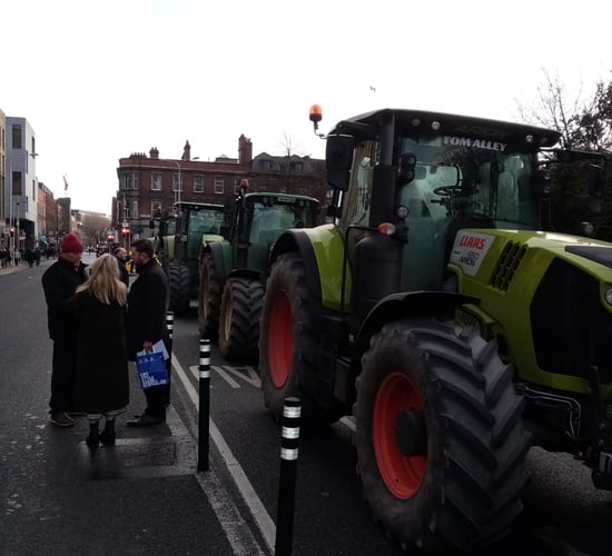 Pics: Tractor protest takes to Dublin as demonstrators call for beef price boost