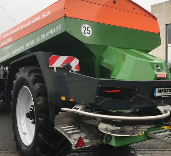 Amazone ZG-TS: Formidable new fertiliser spreader from Farmhand