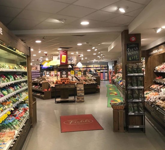 Major retailer to 'hire hundreds of new staff on a temporary basis'