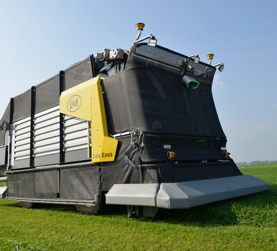 Pics: First 'fully autonomous' zero-grazing machine unveiled