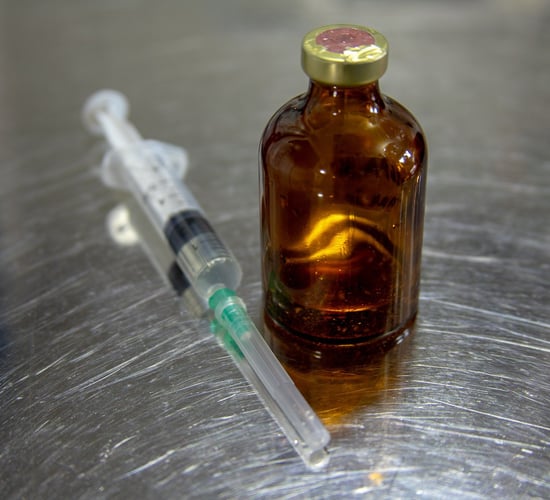 Senator calls for continued farmer access to livestock medicine