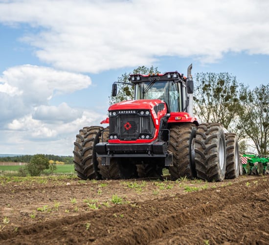 Kirovets gets up to speed with 600hp and CVT
