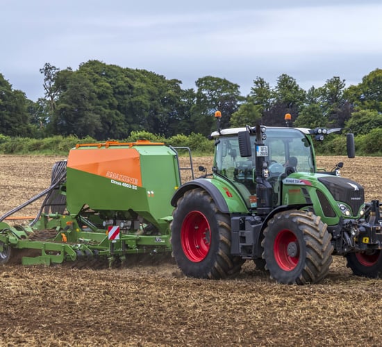 Video: A good start for Redstart with Amazone combination drill