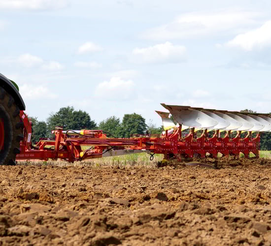 Pottinger launches plough for 500hp tractors