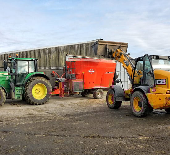 Machinery Focus: Video -  Kuhn's answer to complete diet feeding