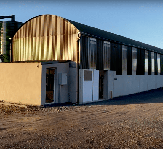 Buildings Focus: Converting to dairy with the aid of a hayshed and 5-bay slatted shed