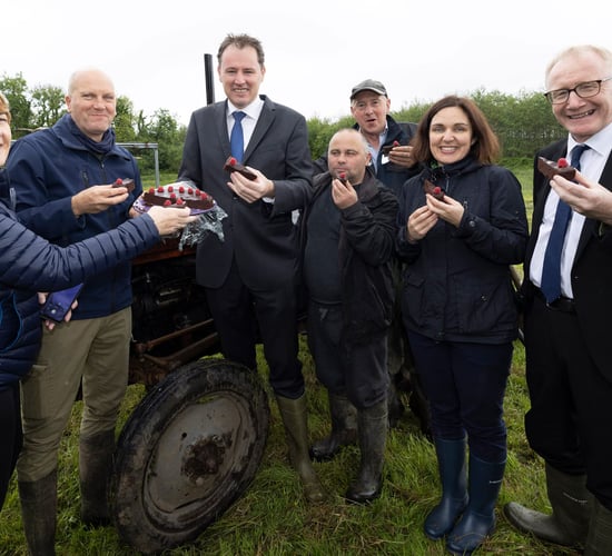 McConalogue meets Ukrainian refugees on Connacht social farm
