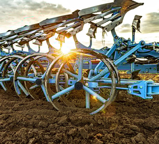 Lemken breaks new ground with mounted 8-furrow press