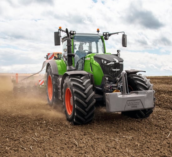 Fendt launches five-model extension to 700 series