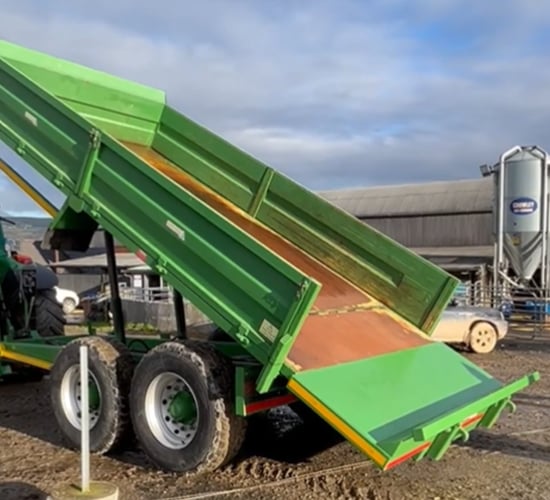Gallery: Christmas clearance auction to feature broad range of machinery