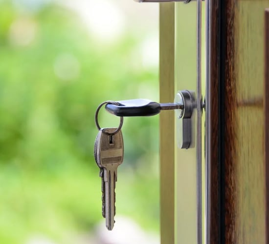 Lower 'country' property prices attract buyers - IPAV
