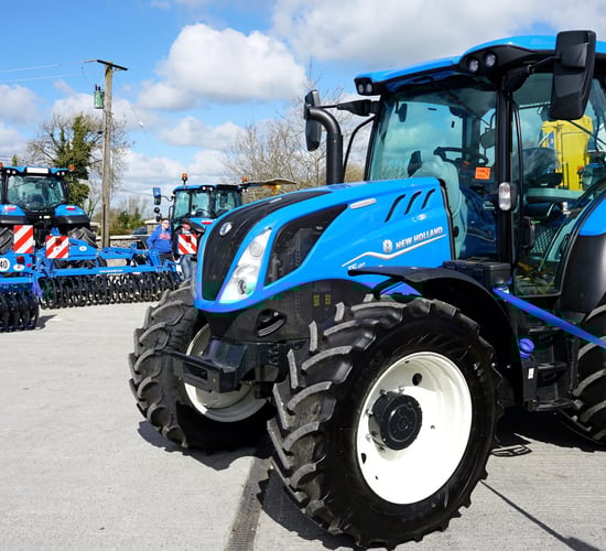 New tractor registrations mirror dealer sentiment