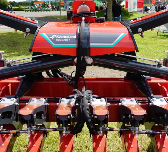 Mechanical weeding and big drills battle it out at FTMTA show