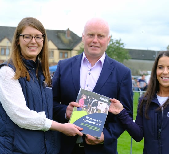 Lakeland Dairies campaigns to attract women shareholders