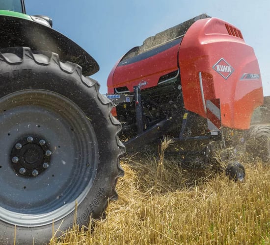 Six variable chamber balers in Kuhn's new VB 3200 series