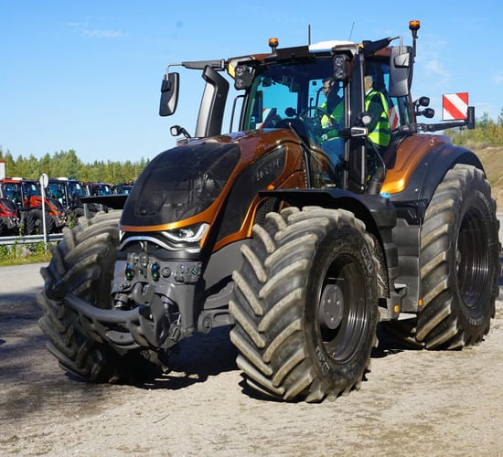 Valtra celebrates major expansion of Suolahti plant