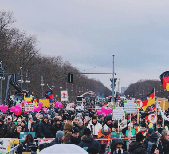 Thousands attend showdown of farmer protests in Berlin