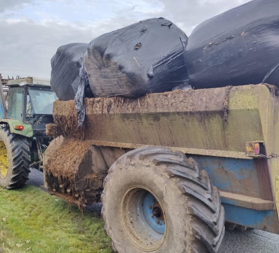 Gardaí stop tractor carrying overloaded bales in dung spreader