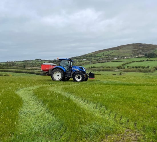 First-cut fertiliser: Sow less and cut early or sow more and cut late?