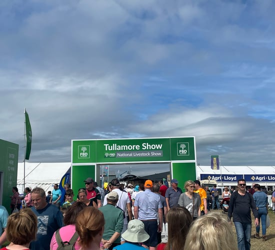 Tullamore Show 'sincerely' apologises for 'unacceptable delays'