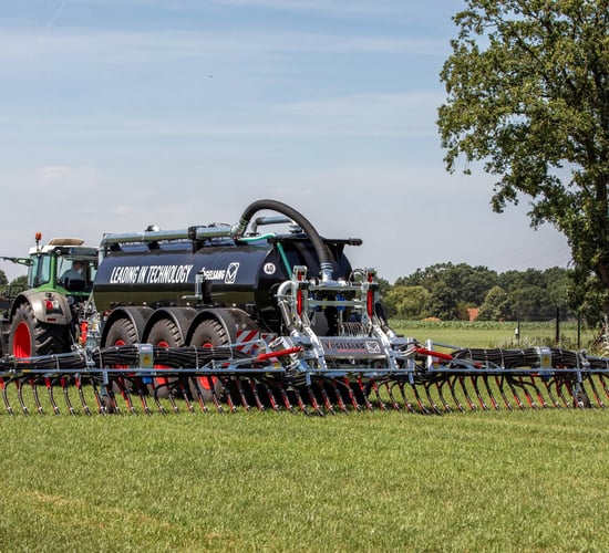 Vogelsang updates its range of booms and macerators