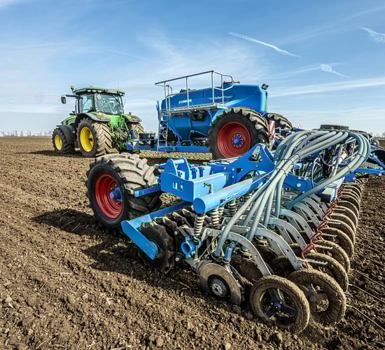 Big drill for large farms from Lemken