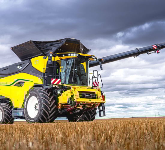 Michelin UltraFlex tyres for NH's flagship combine