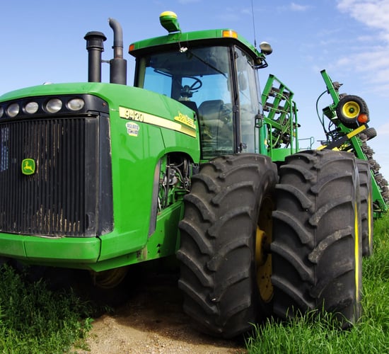 Association of Equipment Manufacturers: 4WD tractors defined