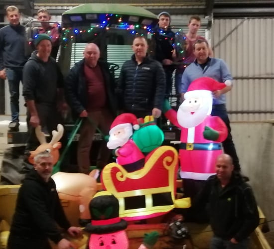 Trim light parade gives back to local community this Christmas