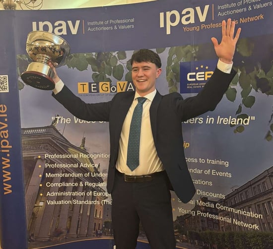 Award-winning novice auctioneer reports busy land leasing market