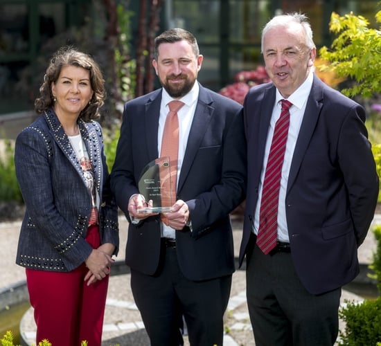 DAFM policy leader receives Walsh Scholars Alum Award